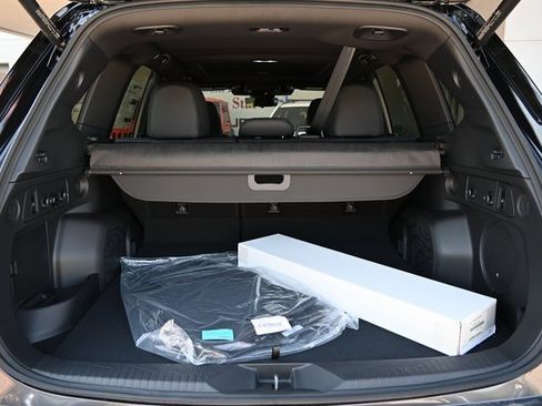 New 2025 Subaru Forester Touring image 15