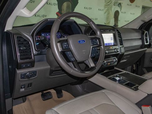 Used 2021 Ford Expedition Limited RWD image 6