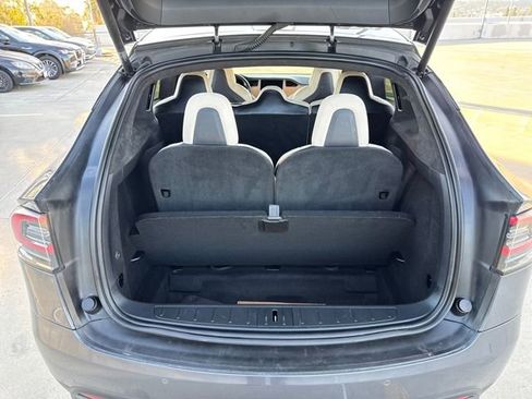 Used 2019 Tesla Model X Long Range image 25