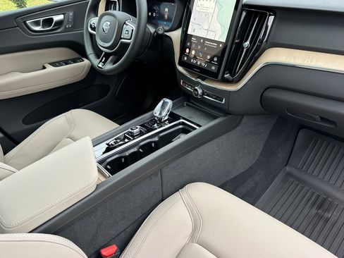 New 2026 Volvo XC60 T8 Plus w/ Protection Package Premier image 15