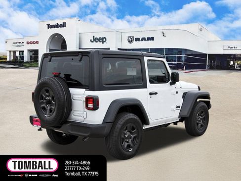 Used 2026 Jeep Wrangler Sport AWD/4WD image 7