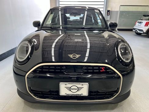 Certified 2025 MINI Cooper S image 3