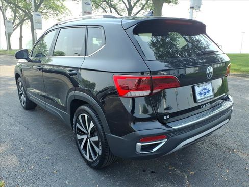 Used 2023 Volkswagen Taos SE AWD/4WD image 5