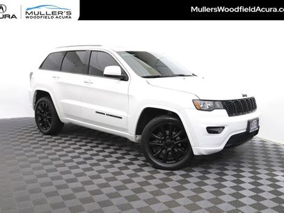 Used 2017 Jeep Grand Cherokee Altitude