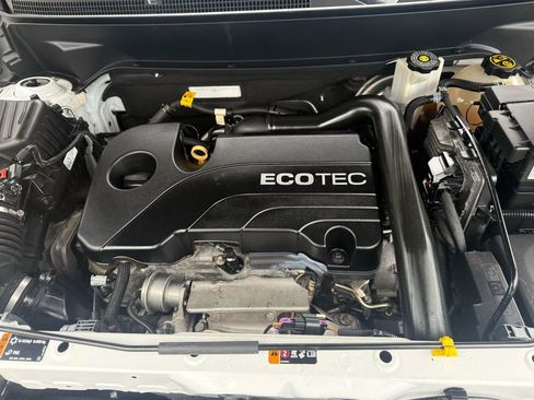 Used 2018 Chevrolet Equinox Premier image 44