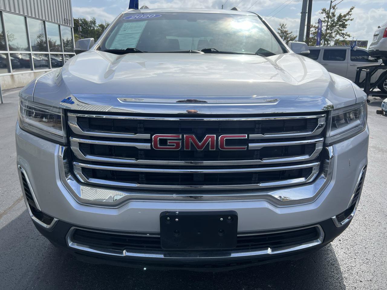 Used 2020 GMC Acadia SLT AWD/4WD image 9