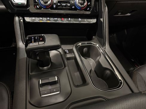 Used 2024 GMC Sierra 1500 AT4 w/ Technology Package image 22