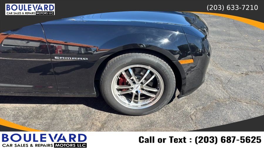 Used 2011 Chevrolet Camaro LS RWD image 12