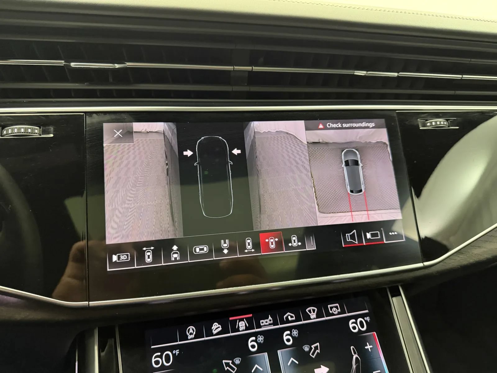 Used 2019 Audi Q8 Prestige AWD/4WD image 22