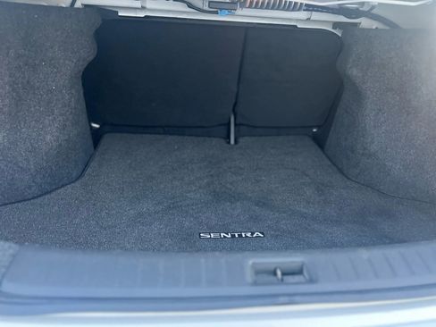 Used 2013 Nissan Sentra SV w/ Premium Pkg image 17