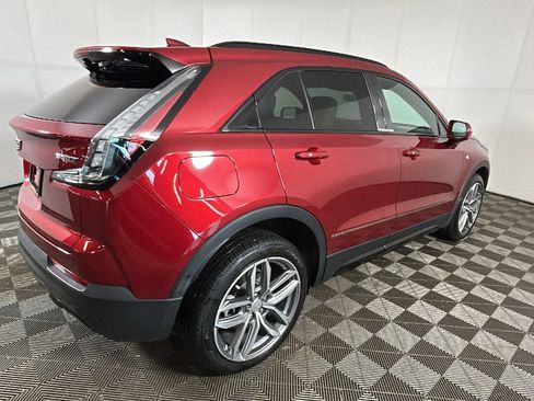 Used 2020 Cadillac XT4 Sport FWD image 2