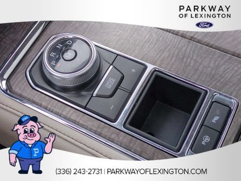 Used 2018 Ford Expedition Limited w/ Equipment Group 302A RWD image 26