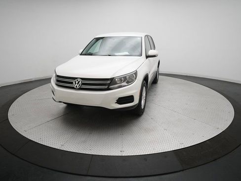 Used 2013 Volkswagen Tiguan SEL image 30