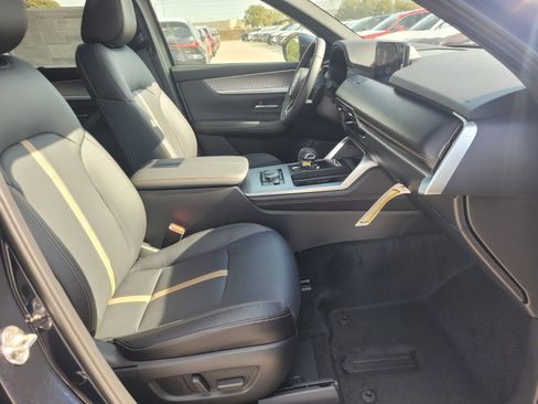 New 2026 MAZDA CX-90 3.3 Turbo w/ Premium Plus Pkg image 16