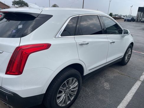 Used 2017 Cadillac XT5 Luxury w/ Driver Awareness Package image 4