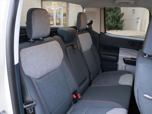 Used 2024 Ford Maverick XLT image 13