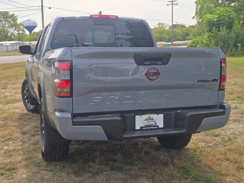 Used 2024 Nissan Frontier PRO-4X w/ Off-Road Protection Package image 12