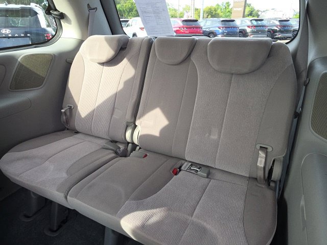 Used 2012 Kia Sedona LX FWD image 7