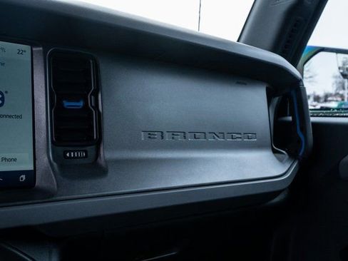 Used 2024 Ford Bronco Black Diamond image 29