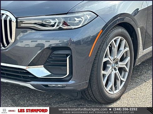 Used 2022 BMW X7 xDrive40i w/ Premium Package image 9