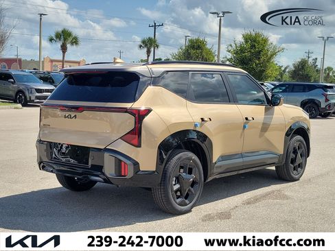 New 2027 Kia Seltos X-Line S w/ X-Line S Premium Package AWD/4WD image 6