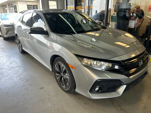 Used 2018 Honda Civic EX image 1