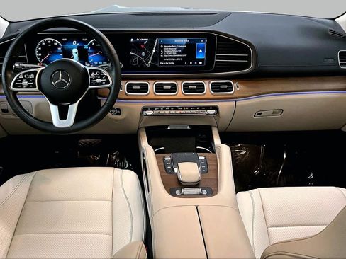 Used 2021 Mercedes-Benz GLS 450 4MATIC image 16