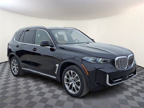 New 2026 BMW X5 xDrive40i w/ Premium Package image 1