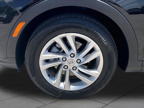 Used 2025 Buick Envista Preferred w/ Convenience I Package FWD image 11