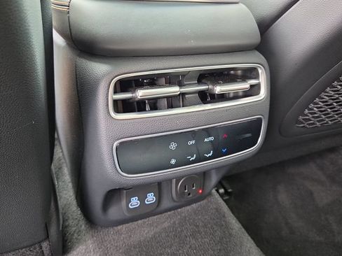 Used 2026 Genesis GV70 2.5T Sport Prestige AWD/4WD image 15