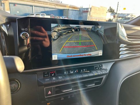 Used 2025 Toyota Camry XSE image 19