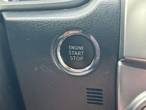 Used 2024 Toyota 4Runner Limited RWD image 29