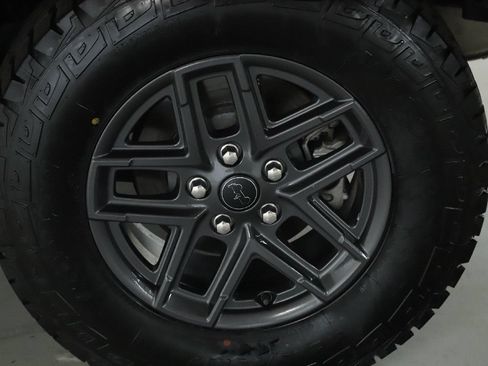 Used 2025 Jeep Wrangler Unlimited Sport AWD/4WD image 39