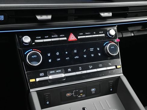 New 2026 Hyundai Santa Fe Calligraphy AWD/4WD image 18
