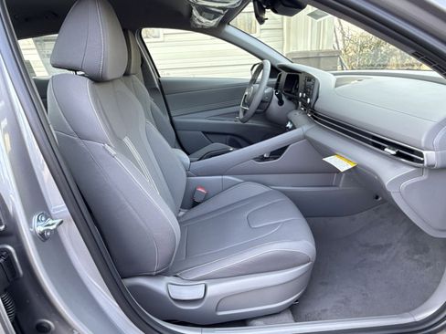 New 2026 Hyundai Elantra Sport image 25