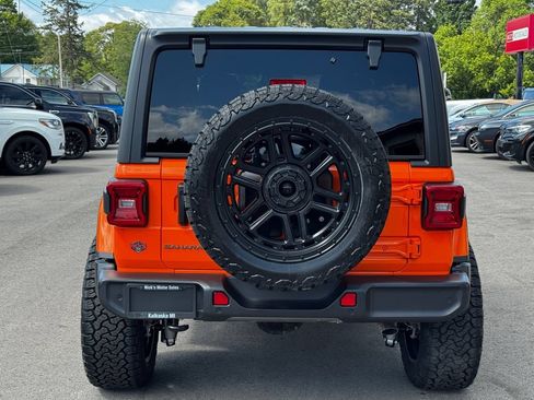 Used 2026 Jeep Wrangler Unlimited Sahara AWD/4WD image 5