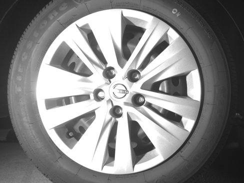 Used 2025 Nissan Sentra S FWD image 15