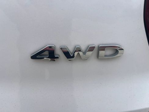 Used 2018 Ford Explorer Limited w/ Equipment Group 301A AWD/4WD image 10