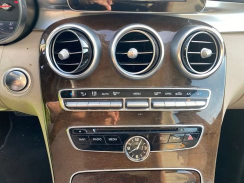 Used 2017 Mercedes-Benz C 300 Sedan image 22