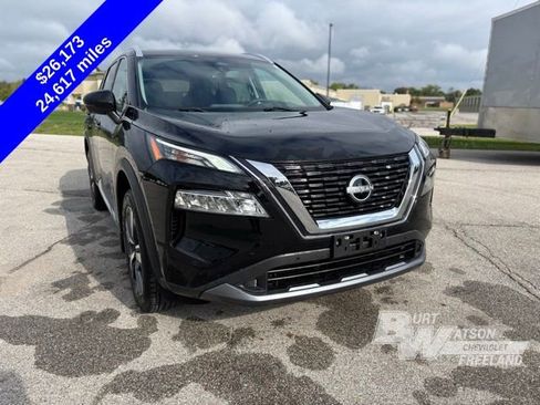 Used 2023 Nissan Rogue SL w/ SL Premium Package image 8