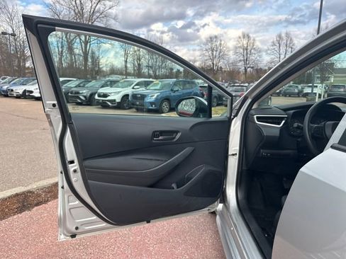 Used 2024 Toyota Corolla LE image 11