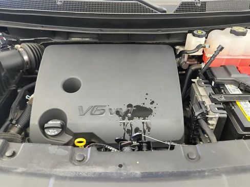 Used 2024 Chevrolet Traverse LT w/ LPO, Floor Liner Package AWD/4WD image 20