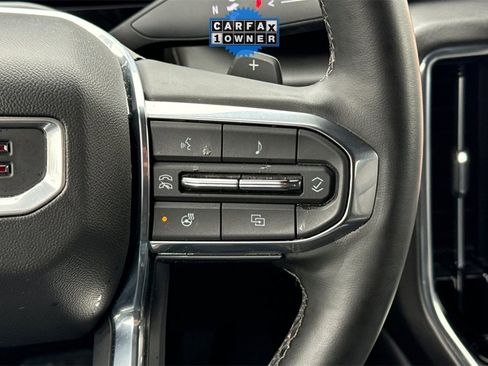 Used 2025 GMC Yukon Elevation image 36