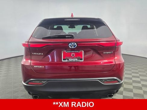 Used 2022 Toyota Venza LE AWD/4WD image 7