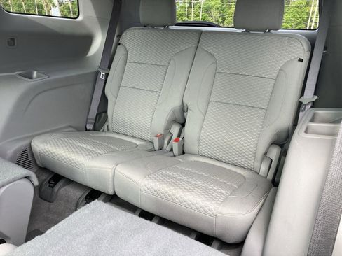 Used 2017 GMC Acadia SLE w/ Driver Alert Package I image 24