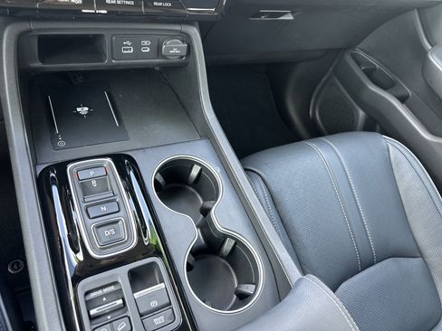 Used 2024 Honda Pilot Elite image 19