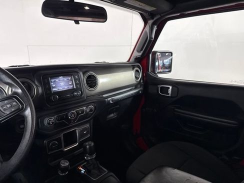 Used 2018 Jeep Wrangler Sport AWD/4WD image 29