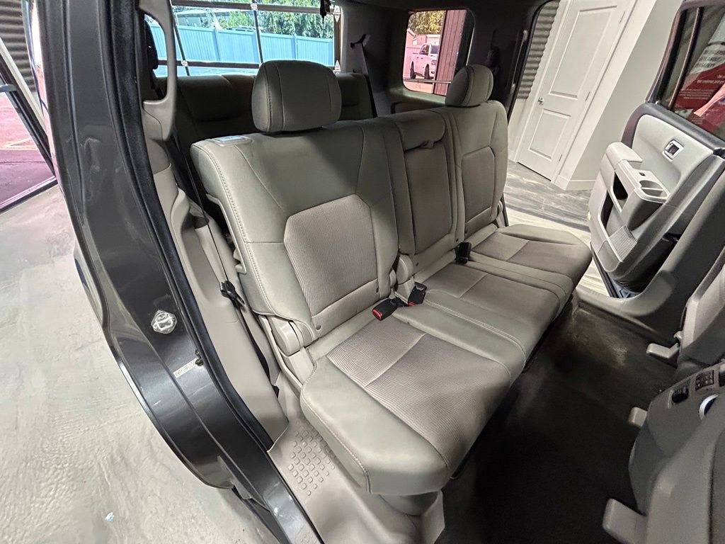 Used 2011 Honda Pilot EX image 5