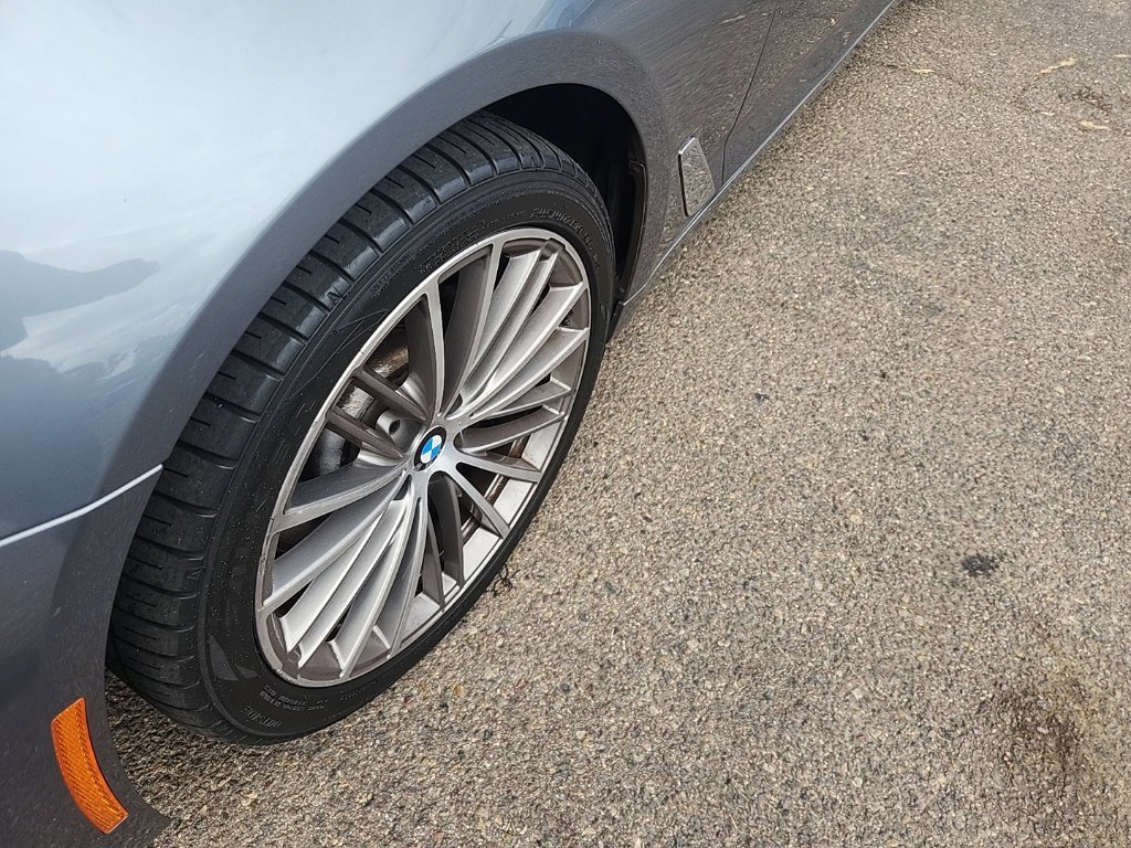 Used 2018 BMW 530i RWD image 7