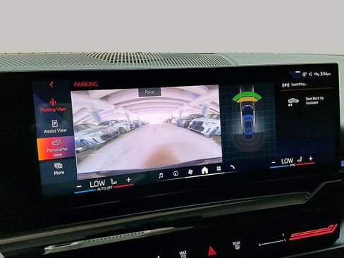 Used 2025 BMW 530i RWD image 26